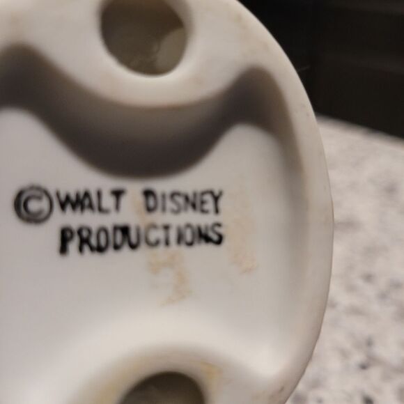 Vintage Disney Minnie Mouse Ceramic Figurine Picnic Basket - Picture 4 of 5